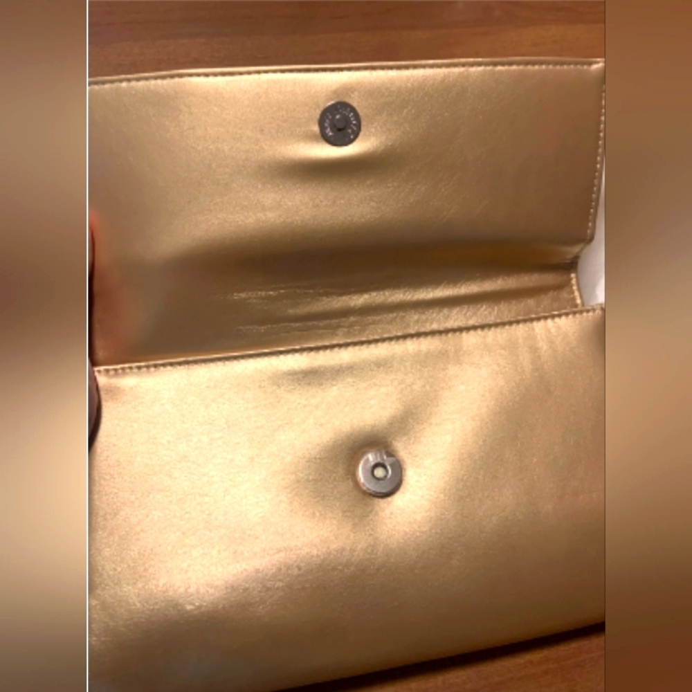 Pandora Golden Clutch w dust Bag - Picture 2 of 4